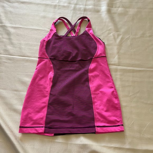 Lululemon Energy Tank - Picture 3 of 12